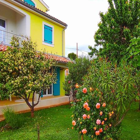 Apartman Mendula Premantura Exterior foto