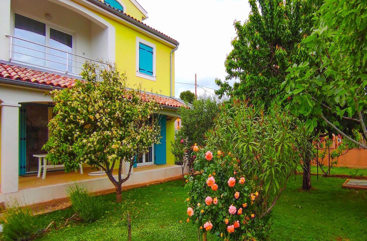 Apartman Mendula Premantura Exterior foto